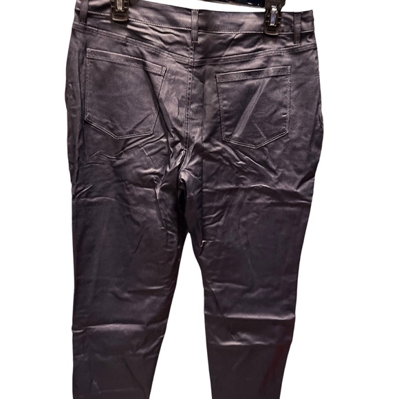 Susan Graver Coated Stretch Woven Pants Navy Petite 12 - Picture 2 of 4